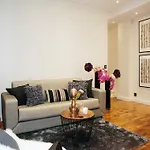 Beautiful 2 Bedrooms Apartment In Saint-Germain-Des-Pres