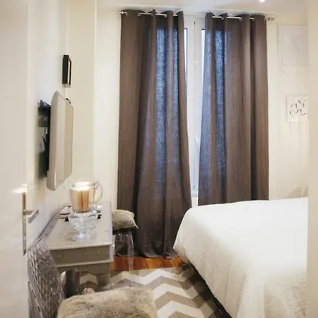 Appartamento Beautiful 2 Bedrooms In Saint-germain-des-pres Parigi