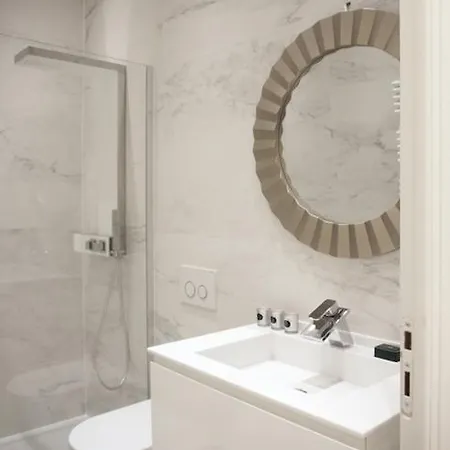 Beautiful 2 Bedrooms In Saint-germain-des-pres Apartment