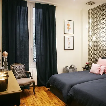 Beautiful 2 Bedrooms In Saint-germain-des-pres Apartment *