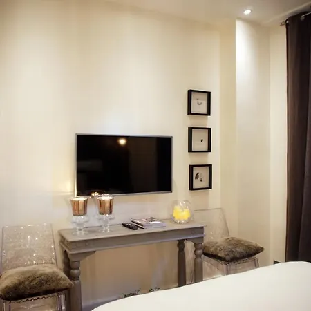 Beautiful 2 Bedrooms In Saint-germain-des-pres Apartment *